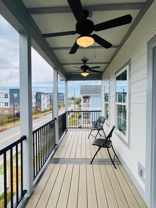 Luxury 4 Bedroom Home And Private Deck By Mcg 6 Augusta Luaran gambar